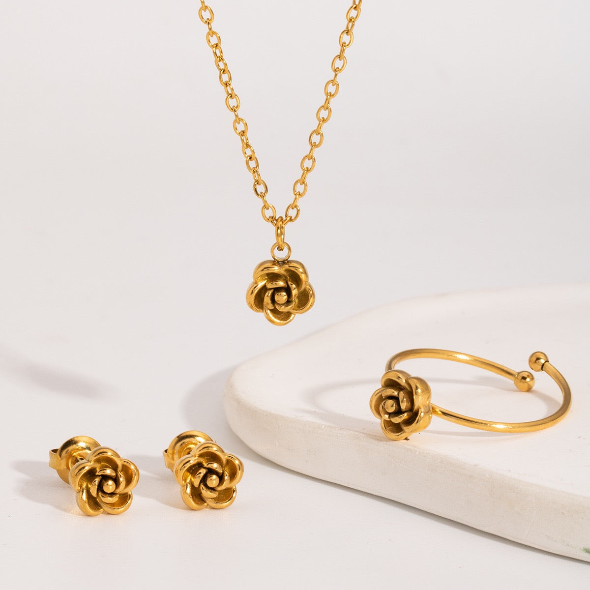 Collar de Flor de Rosa