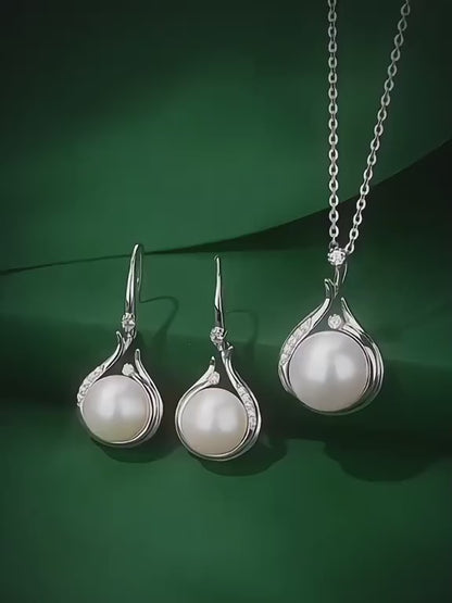Conjunto de collar y aretes de gota de perla